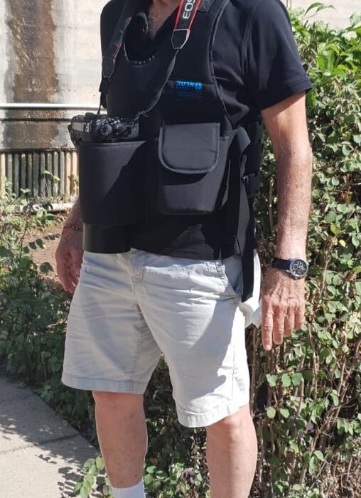 אפוד צלמים למצלמה וציוד
